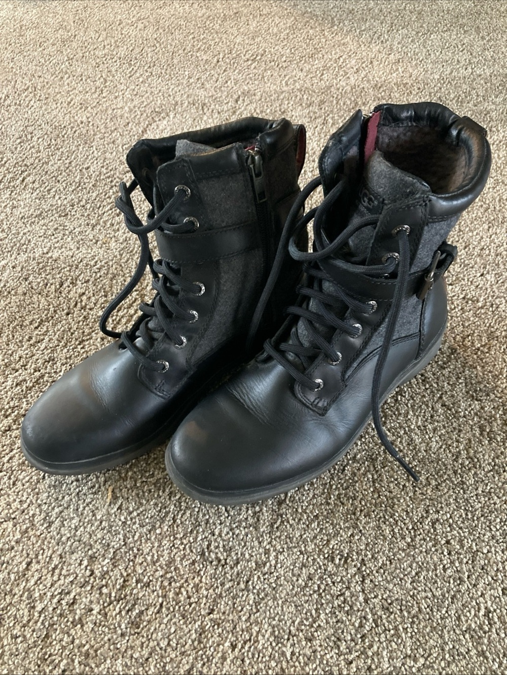 UGG Kesey Boots Zip Lace Up Waterproof Black Leather Gray Wool Women’s Size 6.5